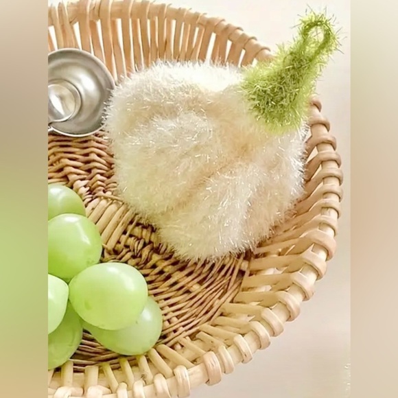 New Handmade Crochet Garlic Kitchen Dishes Pot Scrubber Cleaner Scouring Pad - Picture 4 of 5